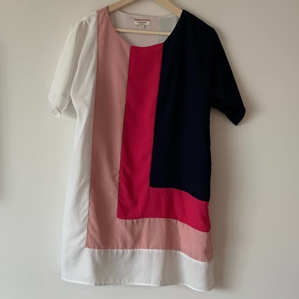 Andree By Unit Colorblock Short Sleeve Dress. Lar… - image 1